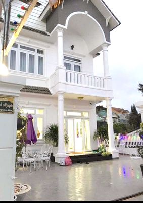 🏡BÁN VILLA ĐƯỜNG HÙNG VƯƠNG - Ô TÔ VÔ TẬN NƠI - NGAY TRUNG TÂM ĐÀ LẠT