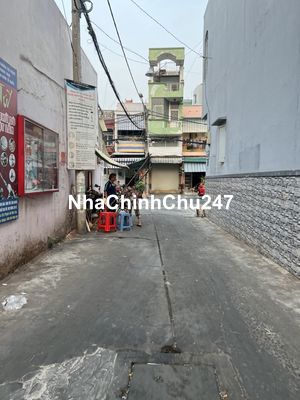 Bán gấp nhà Hẻm Xe Hơi (8m) - 103/9 Thái Phiên, P.2, Q.11. DTCN 40m.