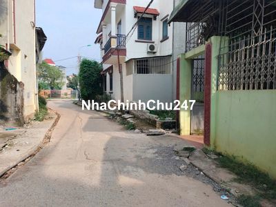 c gửi bán 80m sát khu công nghiệp và  sát sân bóng  gí 2x tỉ