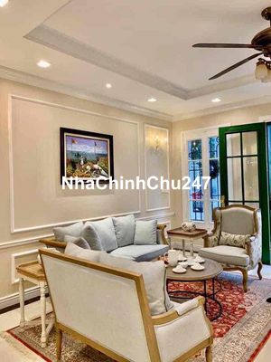 Chủ đi định cư nước ngoài cần bán nhà đẹp tại Quán Thánh, 55m2.