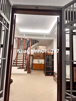 Bán nhà phố Võng Thị, Tây hồ, ngõ nông rộng 3m, Dân xây, 38m2 x 5T