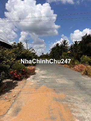 cần bán đất chinh chủ trung tâm xã an lục long