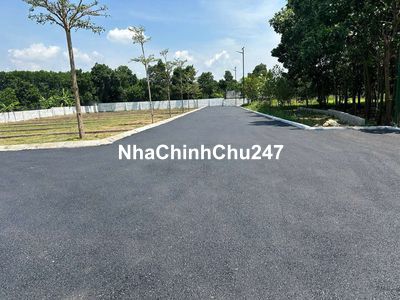 Chính chủ bán lô đất cách trường đại học 200m. Trung tâm khu dân cư