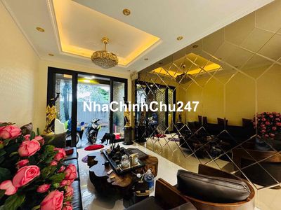 Bán nhà chính chủ mặt hồ Hoàng Cầu