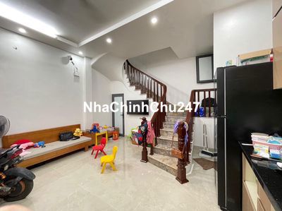 Chính chủ nhà đẹp dân xây Ngọc Lâm, full nội thất, 33m2, 5,55 tỷ,