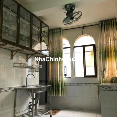 BÁN CC C2 - 52m2- GiÁP Q1 -CHỈ 2Tỷ TL