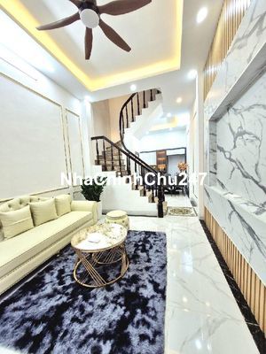 CẦU GIẤY 7 TỶ HƠN CÓ NHÀ ĐẸP Ở NGAY 40M2*5T- LÔ GÓC, ÔTÔ, KD, SỔ ĐỎ CC