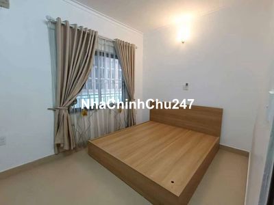 Chính chủ bán nhà mới giáp chợ Ngọc thụy, Long biên. 5m ra ô tô tránh