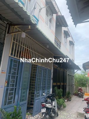 Cần tiền bán gấp căn nhà gần ủy ban Hưng Long, Bình Chánh