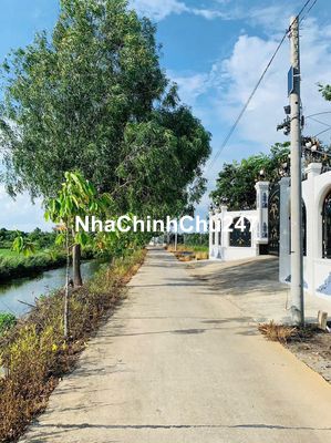 Cần bán 293m2 đất, mặt tiền đường, Xã Mỹ Lộc, view kênh, sổ hồng riêng