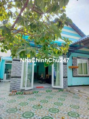 Gần 200m2 Nhà Sẵn Bình Chánh Sổ Hồng Riêng Chỉ 4.6 Tỷ