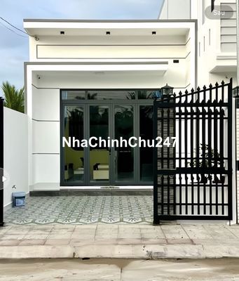 Bán gấp nhà cấp 4 Bình Chánh, 2pn, sân ô tô. Sổ hồng riêng