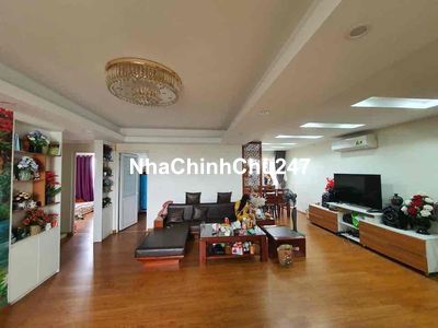 Nhà Đẹp Diện Tích Lớn 132m x 3 PN, Căn Góc, Ở Sướng CC 197 Trấn Phú