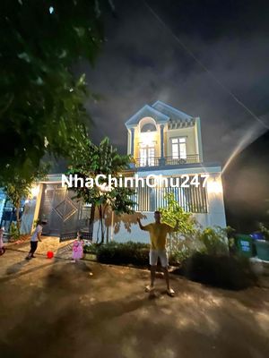 Bàn nhà 200m2 chính chủ