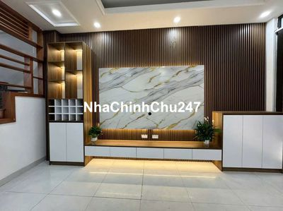 Chính chủ bán nhà 32m xây 5 tầng tuyệt đẹp. ngay ngõ 252 đường Đại mỗ