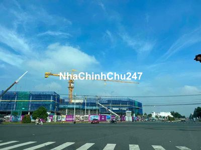 Nhà 1 trệt 2 lầu , DT 100m2,SHR, liền kề Siêu Thị Nhật Bản Aeon Mall