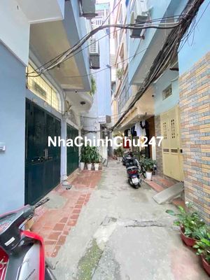 Bán Gấp nhà chính chủ Phố Hào Nam , Ngõ 3 gác. 5.25 tỷ