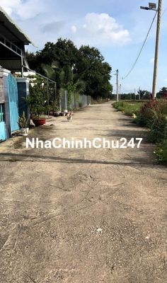 Đất chính chủ 332m2, sổ sẵn, kế nhà dân, cách DT741 200m