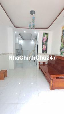 Chính chủ bán nhà sổ riêng đường nhựa Hà Duy Phiên ô tô đậu trước nhà