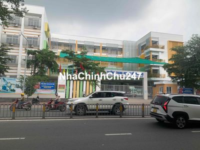 Nhà 2tẩng ,gần mặt tiền 3tháng2,khu vip Q11, 30m2, Giấy tờ chính chủ