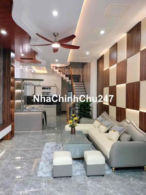 CẦN BÁN NHÀ QUẬN 5 40m2 GIÁ 3Tỷ2 SHR GIÁ THƯƠNG LƯỢNG CHỦ