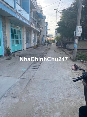 nhà 1 trệt 1 lầu cách chợ bà điểm 10 phút giá chỉ 250 triệu căn bao sổ