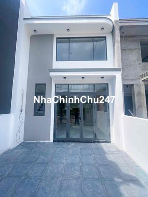 HÀNG HIẾM! Chủ NGỘP Bán Gấp nhà 1trệt 1lửng mới ngay gần cây xăng 75