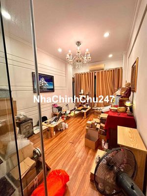 Bán Nhà Chính Chủ ngõ 175 Lạc Long Quân 8.3 tỷ  39m 5T Cách Ngõ Ô Tô