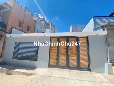 Nhà chính chủ ( Ngang 8,4 x Sâu 17,5), 2 phòng ngủ, sân đậu 2 ô tô