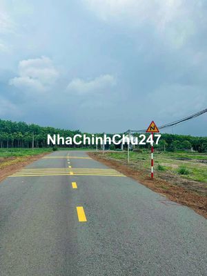 Đất nền thổ cư giá rẻ 135tr/ 1nền. Diện tích 235m2. Sổ hồng sẵn.