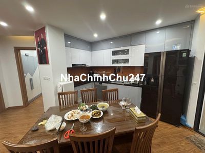 Chính chủ bán căn hộ chung cư 126m2