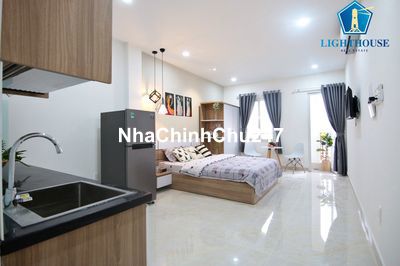 Y HÌNH CHÍNH CHỦ NGAY PHAN ĐĂNG LƯU ĐI BỘ QUA PHỐ ẨM THỰC CÓ BAN CÔNG