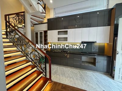 96tr/m2 Bồ đề long biên, diện tích rộng gần 200m2, nhà 3 tầng, view hồ