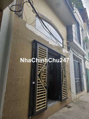 Chính Chủ bán nhà Đông Mỹ diện tích 45m2 xây 4 tầng  ô tô lùi cửa