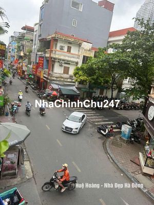 Chủ nhà cần bán nhà 3T Hoàng Hoa Thám Hà Đông - Lô góc 70m2 giá 32 tỷ