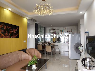 Gia đình bán căn hộ Tản Đà 75m2, 2PN, góc, có SH. Giá thật: 3.9 tỷ TL