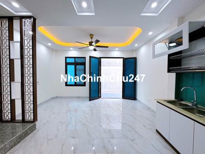 Nhà Xây Mới Đông La (DT38m*5T) - Gia Chủ Chỉ Dọn Đồ Về Ở Luôn