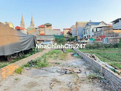 Bán 70m đất tổ 11, TT Quang Minh, Mê Linh, HN. Trục chính. Giá 3,9 tỷ.