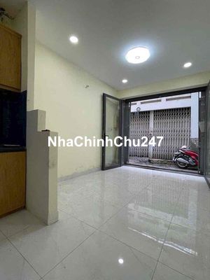 Chính chủ bán nhà Đường Bạch Mã P15 Quận 10,DT:22m2/2.15 Tỷ,Hẽm Ô Tô