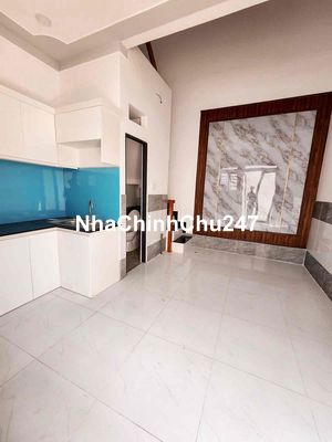 Chính chủ bán gấp nhà 42m2 Trung Mỹ Tây 2A ngay ngã tư An Sương