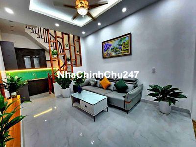 Nhà 5 tầng  chủ xây chăc chắn  giá 6,8 tỷ