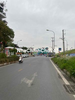 Chính chủ bán nhà Ngọc Thuỵ. 45m2, 2 thoáng, Ôtô tránh, Giá 7.45 tỷ