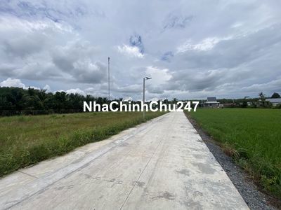 2509m2 có sẵn 100m thổ cư, mặt tiền đường nhựa, có trích lục