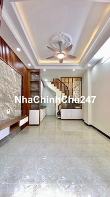 Hoàng Mai - oto đỗ cửa , dt 35M *5T giá 4.75 tỷ SĐ riêng chính chủ