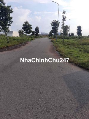 nhà em có lô đất đang kẹt tiền chị em có nhu cầu gọi em nhé