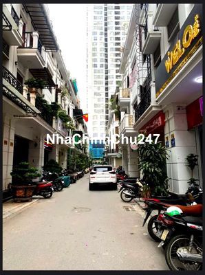 Chính chủ Cần bán nhà LK Nguyễn Tuân diện tích 68,2m, 5tầng thang máy