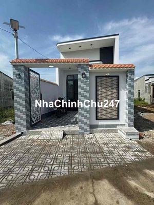 nhà giá rẻ 104m thổ cư chính chủ, nhà mới SHR  cách lộ 835 chỉ 100m