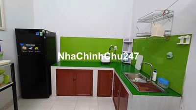 Nhà phố hẻm xe hơi, sân trước sau mát mẻ và full nội thất tại Thủ Đức