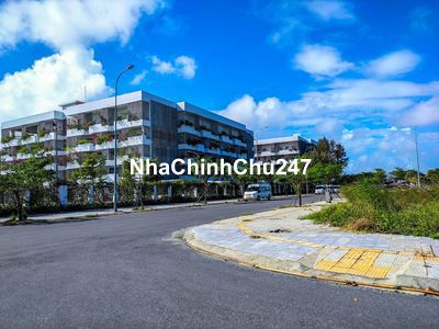 Chính Chủ Gửi Bán Lô Góc 180m2 - Giá:3.45 tỷ - Thông thẳng đại học FPT