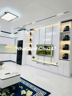 Chính chủ tôi bán nhà 5T x 28m2 - Phố Cầu Giấy - giá 5.85 tỷ